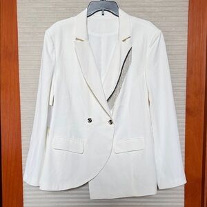 NWT sample Chic White Blazer with Black Accent metal fringe large